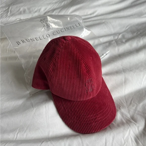 Brunello Cucinelli corduroy Hat. Red, size medium.